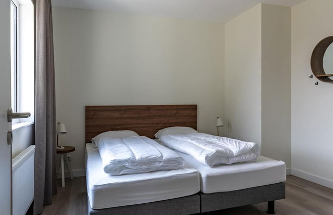 Holiday Home in Sneek With Waterfront Jetty - Foto 7