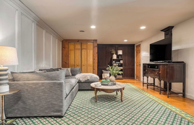 River House by Avantstay Historic & Secluded Estate on the Hudson River w/ Pool Sleeps 24! - Foto 46