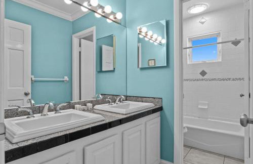 NEW!Paradise PalmsDockPoolKayaks GrillView! - Foto 24