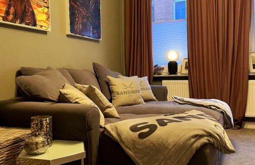 Altbaucharme Deluxe in zentraler Lage - Foto 1