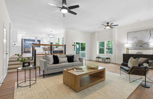 Modern 4 Bed in Quail Hollow - Foto 3