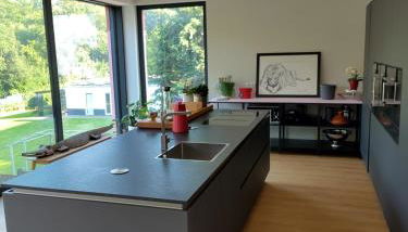 Großzügige Ferienwohnung in innovativem Zero-Emissionen Haus - Foto 2