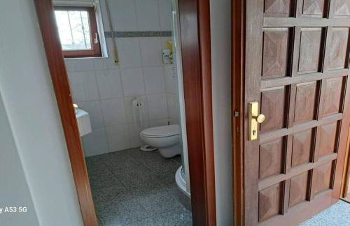 Zentrale Messewohnung im wunderschönen Vorort - Foto 7