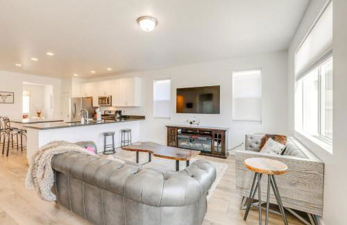 Spacious Bellemont Cabin with Jacuzzi and Mtn View! - Foto 3