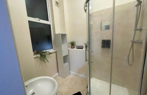 Modern studio apartment - great location! - Foto 8
