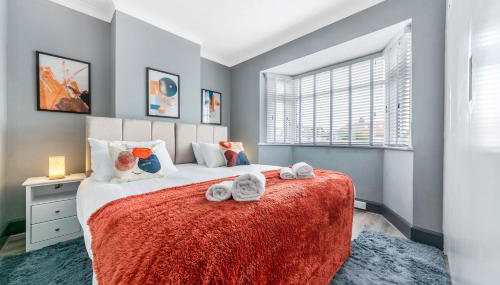 Stunning 3BR House w Garden & Parking in Richmond - Foto 5, towels