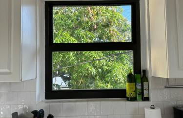 Cozy 2BR Next to Design District & Free Parking - Photo 9