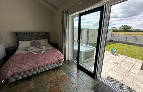 Dwylig Isa Holiday Cottages - Photo 16