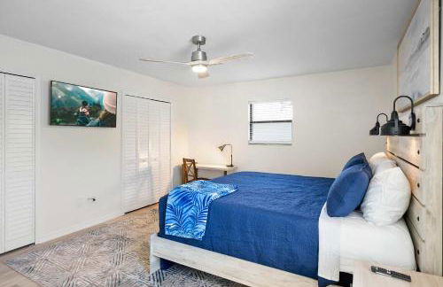 3BR Family Getaway Steps to Sand & Sun - Foto 26