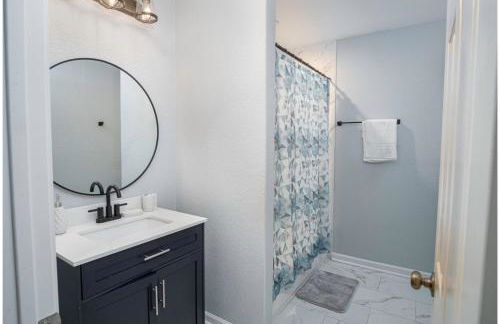 Adorable 4BR 2BA Close to Riverwalk and Downtown - Foto 30