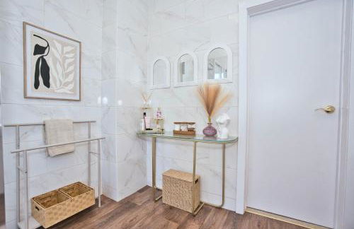 AV MODERN HOMES-House for 7 Guests near City Centre - Foto 15