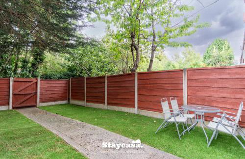 Spacious 2BR Home w Garden 2-Min Walk to Town - Foto 26