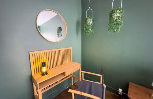 Jungle Urbain- Sauna - Ciné - Hamac - Hyper centre - Foto 28