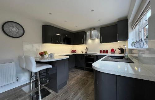 Luxurious 4 bedroom home in the heart of the Cotswolds with Hot Tub! - Foto 4