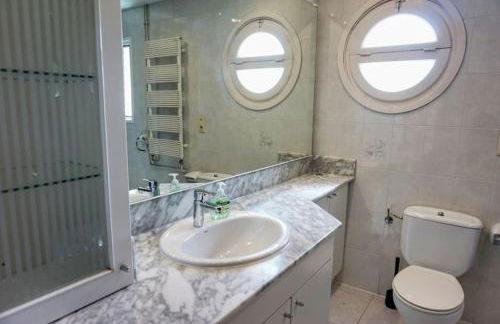 Marina Apartment (junto al mar) - Photo 15