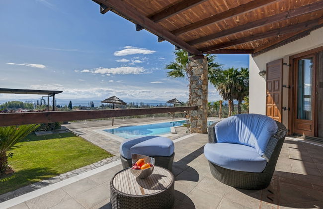 Iakovakis Suites & Spa - Photo 54