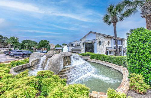 Waterfront Condo for 4 with Resort Pool & Lake View - Foto 54