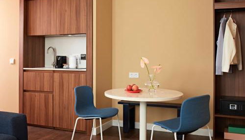 Numa Stuttgart Rotebühlplatz - Foto 4