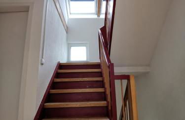 Baltmannsweiler cozy CHALET style apartment Wallbox & free parking no smoking - Foto 25