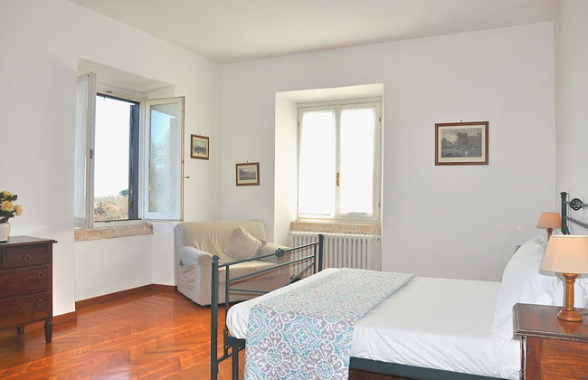 Villa Montecasciano - 8 Sleeps Private Garden - Foto 37