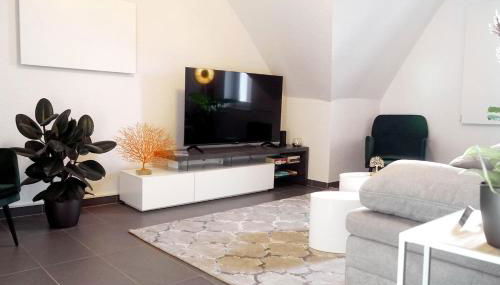 Modernes, zentrales Apartment in Troisdorf, Region Köln Bonn, 3 Etage, maximal für 4 Personen, Parkplatz & Netflix inklusive - Foto 4