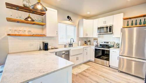 Winters Lodge at Little Ranches 5 min to Square - Foto 1