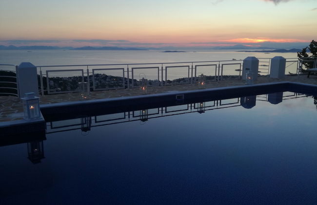 Infinity Blue Suites - Photo 1