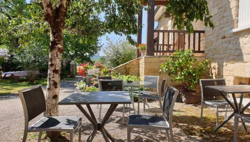 Great house- swimmingpool and jacuzzi -10km from Sarlat La Caneda - Foto 5, Garden, Garden view