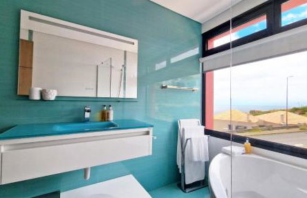 Azure Serenity Villa by LovelyStay - Foto 32