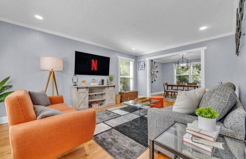 Modern Luxury with Pool Table 3BR-5BD Sleeps 10 - Foto 38