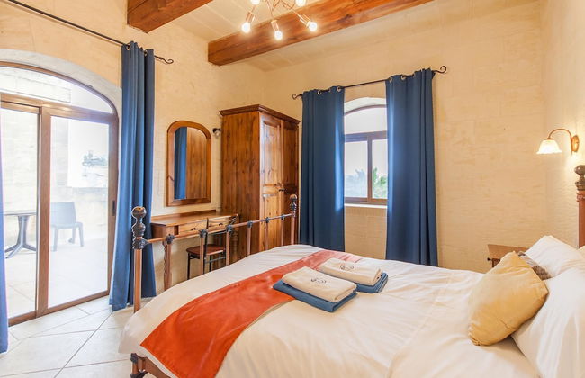 Centre Island Gozitan Farmhouse Pool - Foto 14