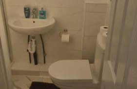 R J 2 bedroom apartment - Foto 13