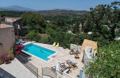 Butterfly, a historical villa with pool & hot tub! - Foto 5