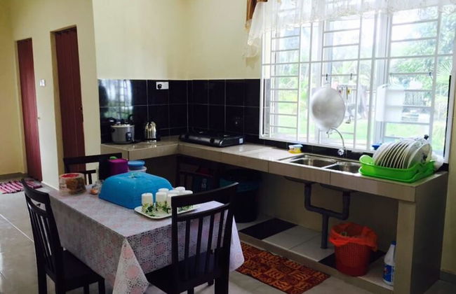 D'Pantai Homestay Kuala Sg. Baru - Photo 7