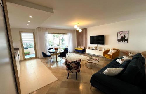 Elegant apartment close to Croisette and Palais de Festival with garage - Foto 1
