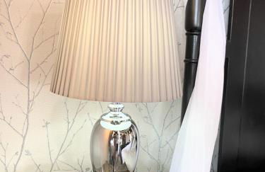 Ochil 9 with Private Hot Tub - Fife - Loch Leven - Lomond Hills - Pet Friendly - Photo 7