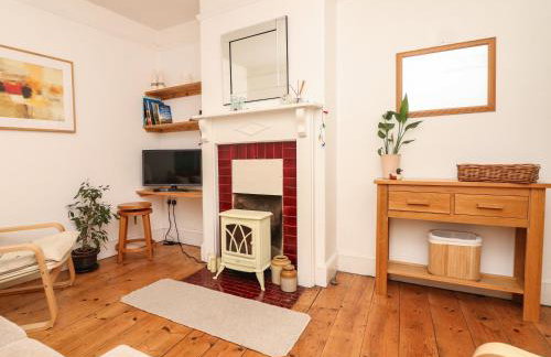 Shipwrights Cottage - Photo 4