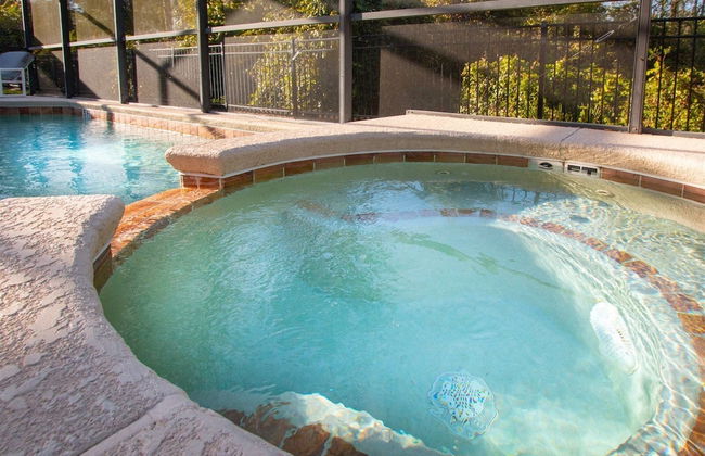 4 Bed and 3 Bath in Perfect Location With Pool by Florida Dream Home - Foto 28