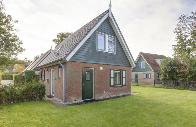 4 bedroom House in Zonnemaire with garden - Photo 10