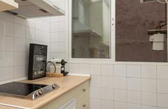 Urban Nest Retreat - Photo 11