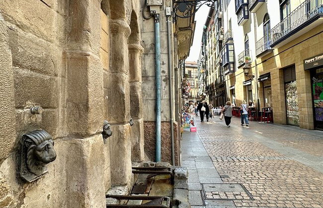 Excursión a pie de 2 horas por Bilbao Iconos y Safari fotográfico - Foto 5