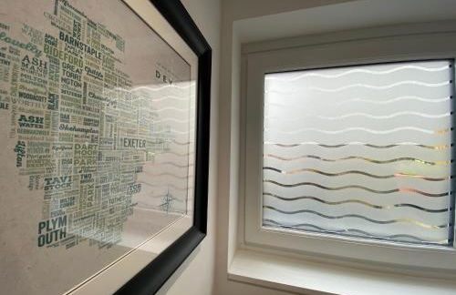 Two Sails Brixham - Spacious modern family seaside home - parking - wood-burner - dog friendly - Photo 30