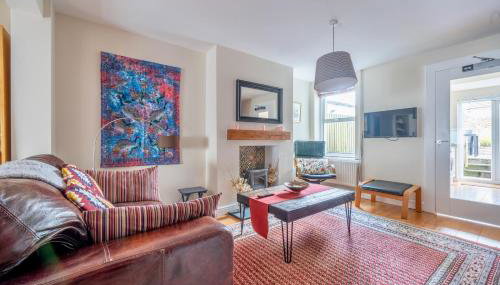 Chic 2-bedroom townhouse in vibrant Abergavenny - Foto 3