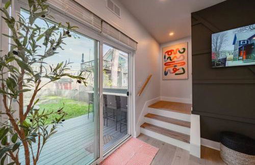 Hot Tub Amazing Location! Modern Ohio City Luxury 2 King Beds - Foto 15