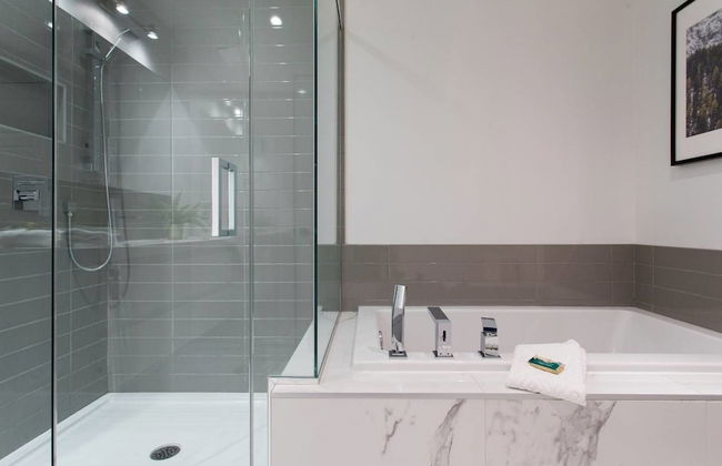 Spacious 2 Bedroom Condo in Little Italy - Foto 39