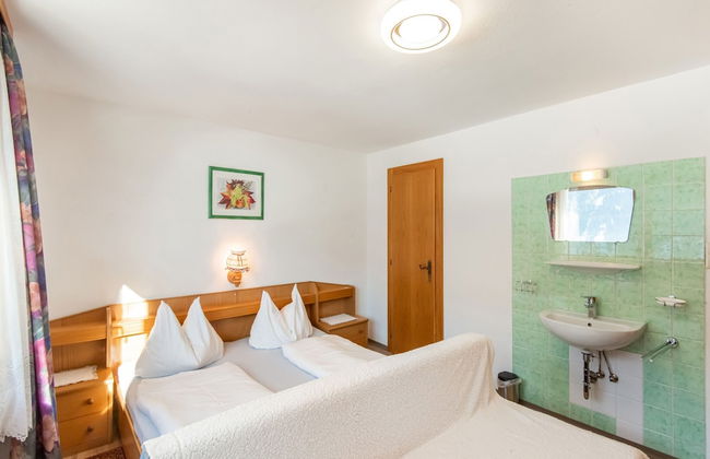 Chalet in Hainzenberg Near Ski Slopes - Foto 9