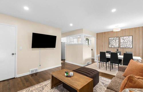 New! Cozy Mid Century Modern Oasis 3bd Home - Foto 19