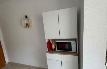 T1 dans le centre Rue Vulfran Warmé - Photo 2