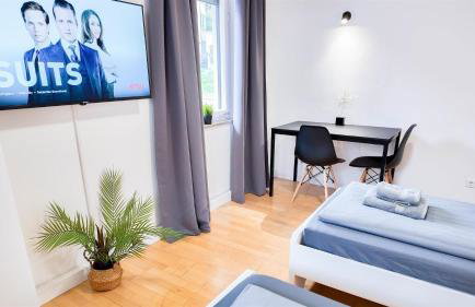 ALFA Apartment Esslingen City Altstadt nahe Stuttgart Messe I 3 Zimmer 5 Betten I Bad I Küche l WIFI & SmartTV I 3BR 5 Beds I Bathroom I Kitchen - Foto 18
