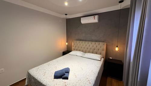 Espaçosa casa próxima ao Centro - Foto 3